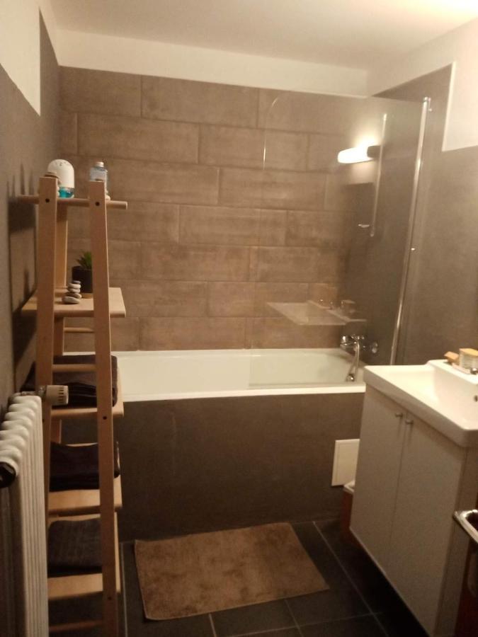 Bed and Breakfast Les P'Tites Pistes Chaux-des-Pres Exterior foto