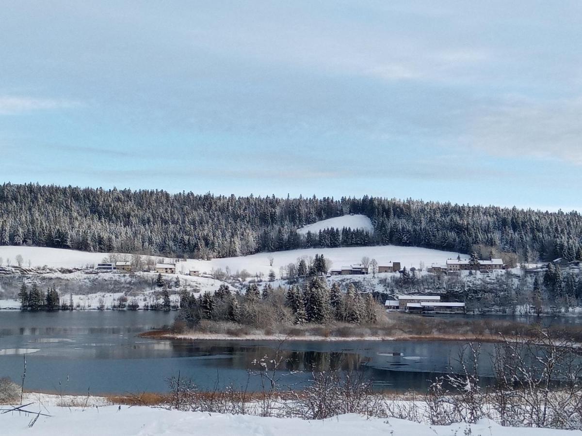 Bed and Breakfast Les P'Tites Pistes Chaux-des-Pres Exterior foto